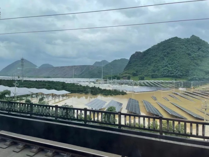 地面電站秒變漂浮電站，又一光伏電站被水淹！