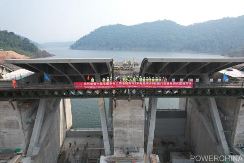 中國(guó)電建國(guó)際公司承建的老撾南屯1水電站完工移交