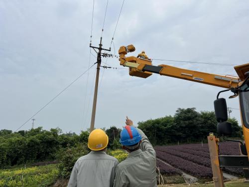 農(nóng)網(wǎng)線路改造完工，居民夏日用電不愁