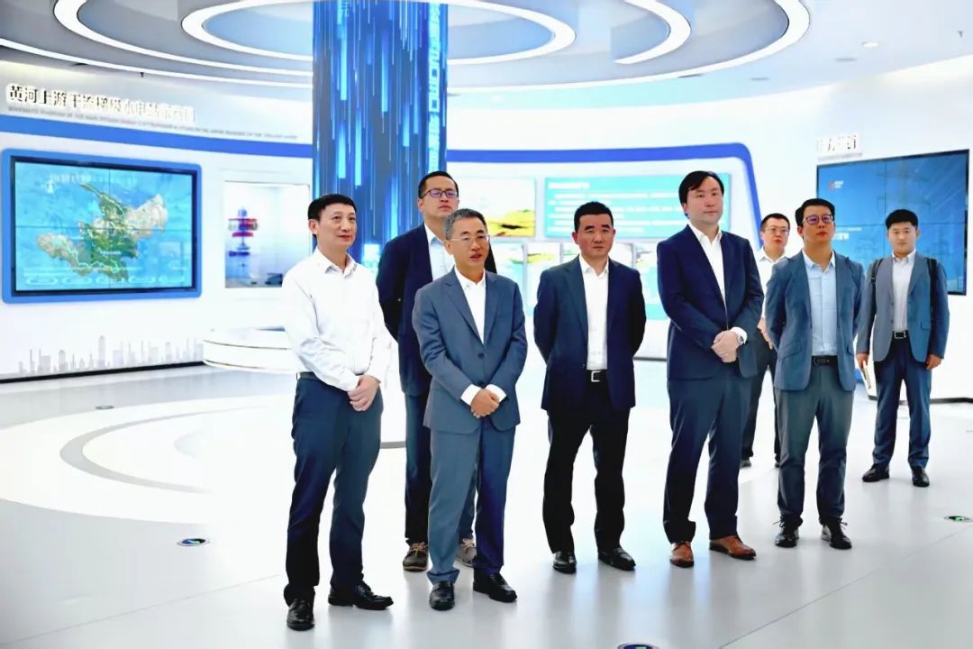 黃河公司黨委書記、董事長姚小彥會見華為董事、華為數(shù)字能源總裁侯金龍